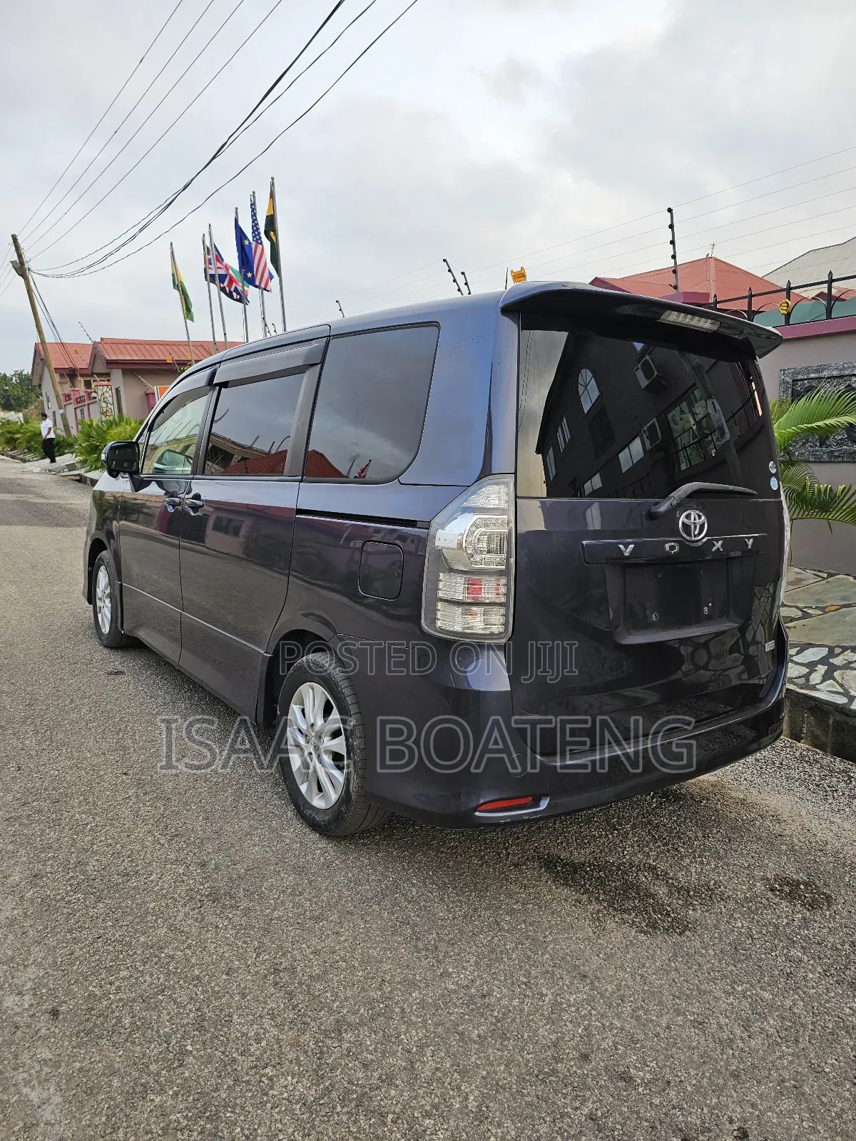 Toyota Voxy 2012 Blue