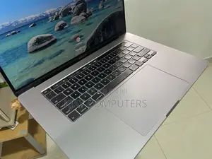 Laptop Apple MacBook Pro 2019 16GB Intel Core i7 SSD 512GB