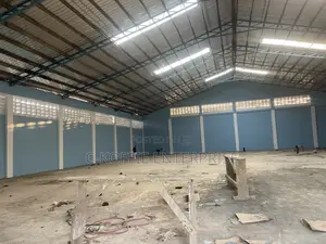 1,200 SQM Warehouse + 6bedrooms at Achimota for Rent