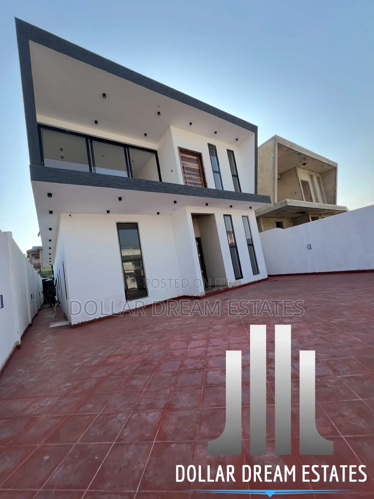 4bdrm House in East Legon for sale