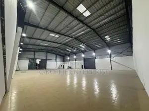 1,350sqm Warehouse at Achimota for Rent