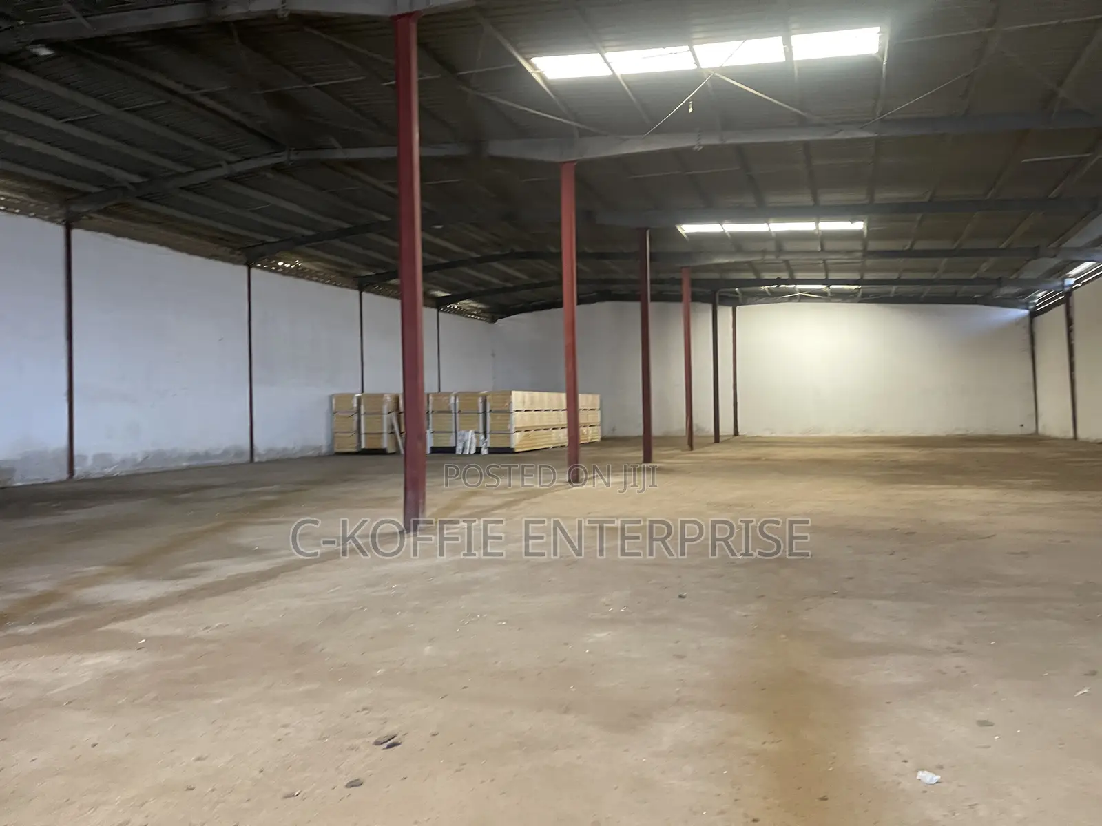 750 SQM Warehouse at Tema Valco for Rent