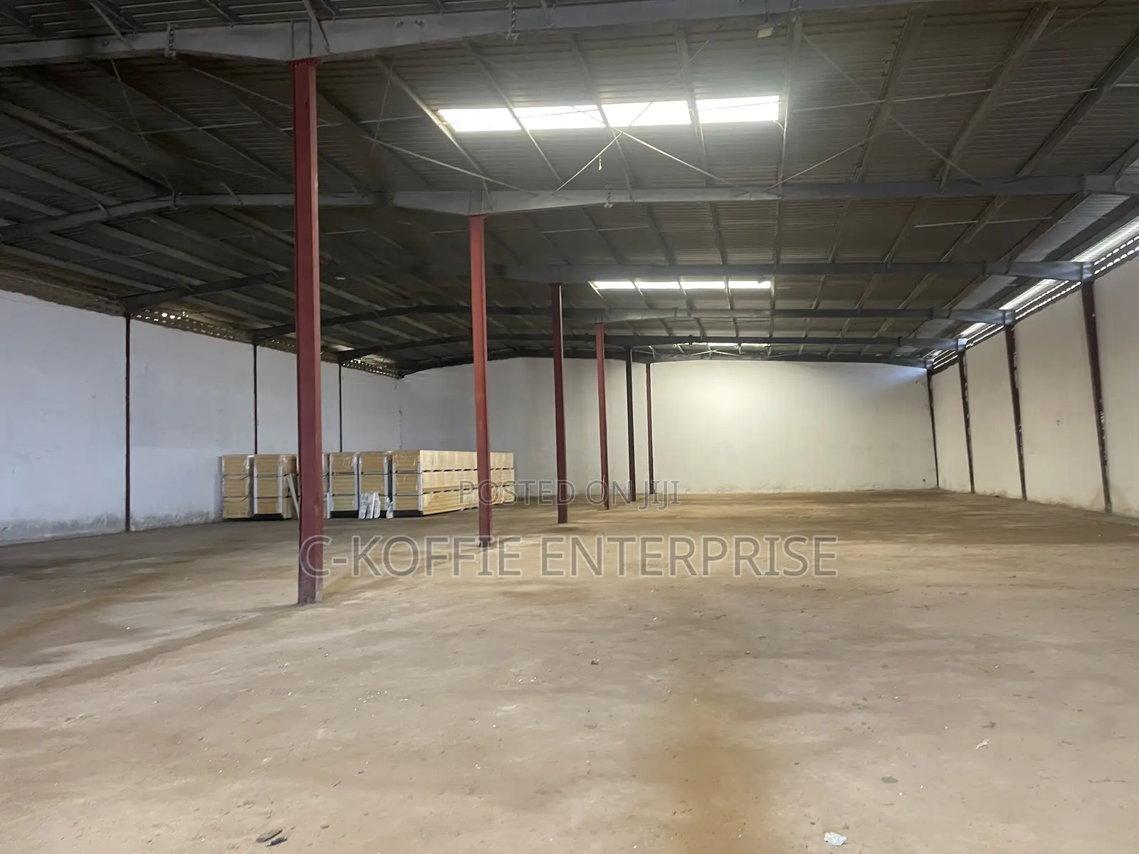 750 SQM Warehouse at Tema Valco for Rent