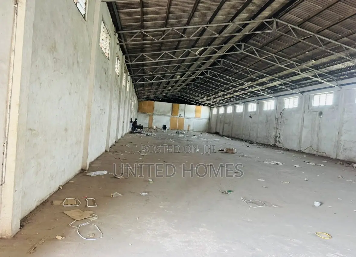 North Industrial Area Warehouse for Rent