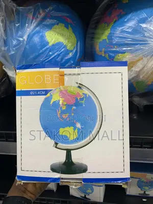 Globe - 32cm , 21.4cm , 14. 2 Cm