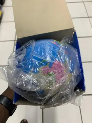 Globe - 32cm , 21.4cm , 14. 2 Cm