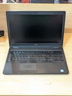 Laptop Dell Latitude 5550 8GB Intel Core i5 HDD+SSD 500GB