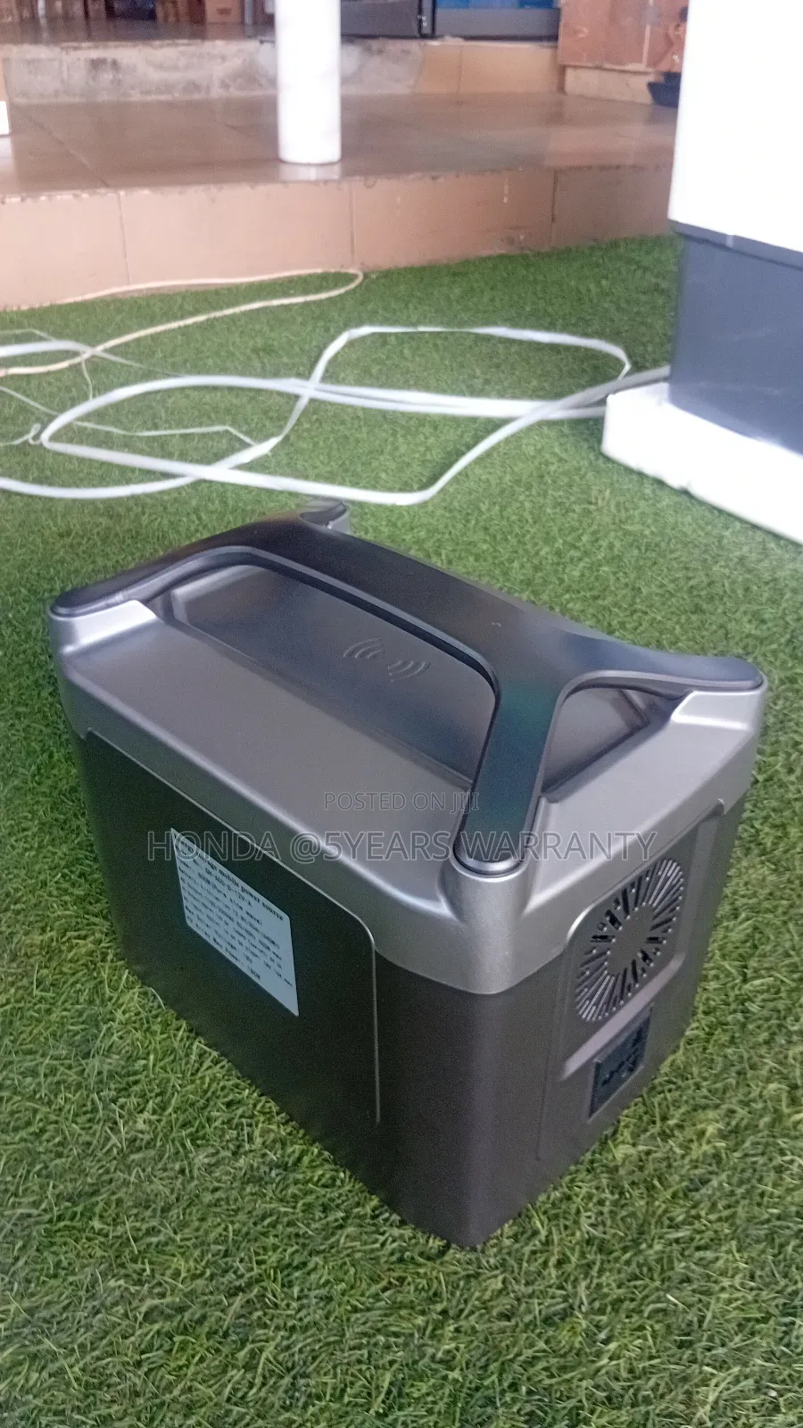 High-Capacity Power Station Inverter for Home Office