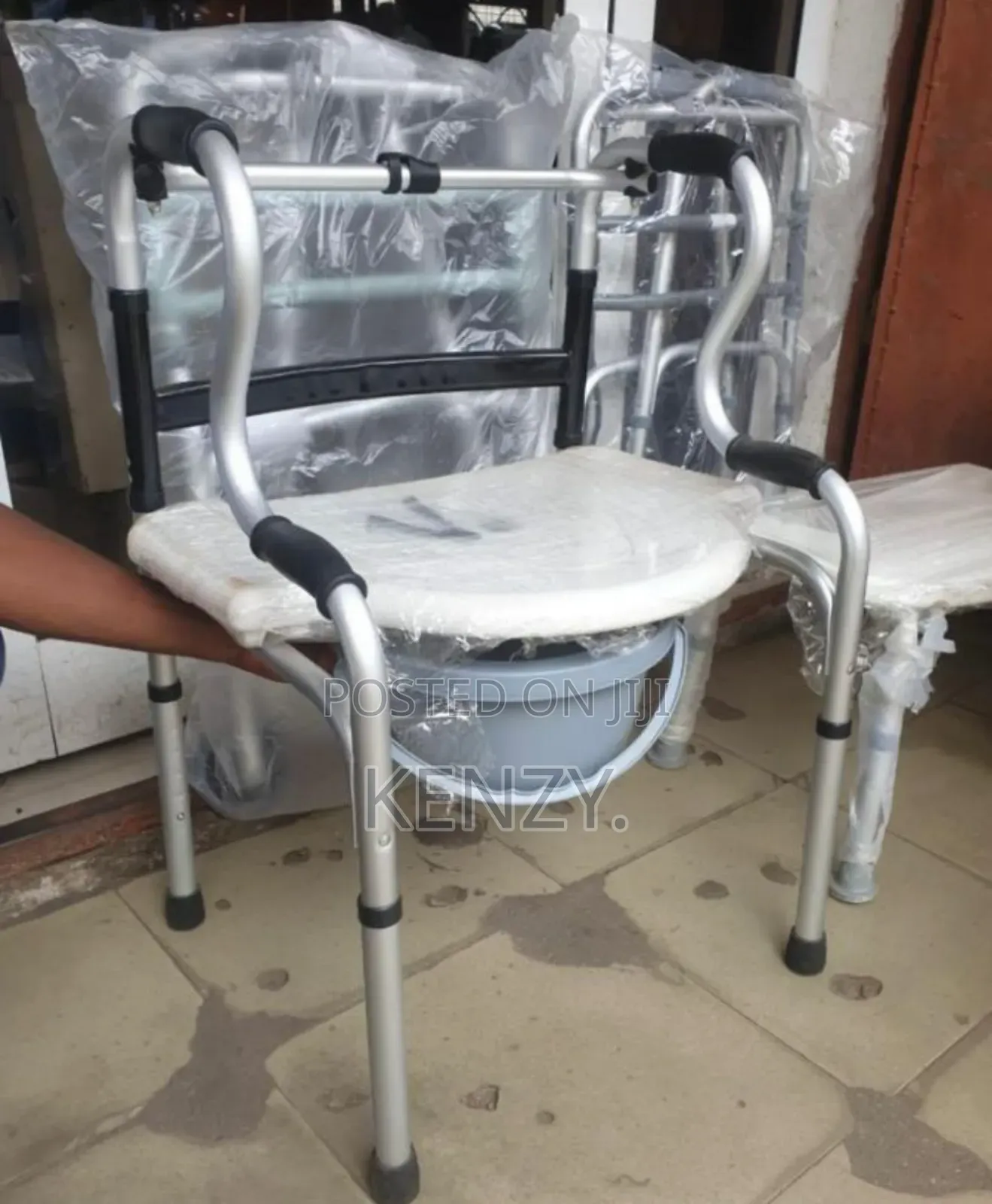5 in 1 Commode