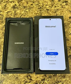 New Samsung Galaxy S22 5G 256 GB White