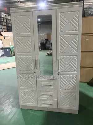 Quality Three Door Wardrobe