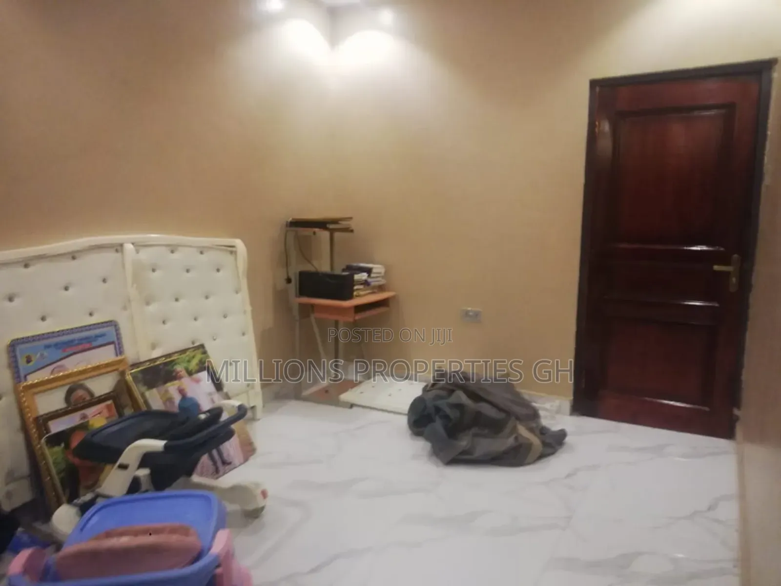4bdrm House in Millions Properties, Kumasi Metropolitan for sale