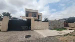 4bdrm House in Adenta for sale