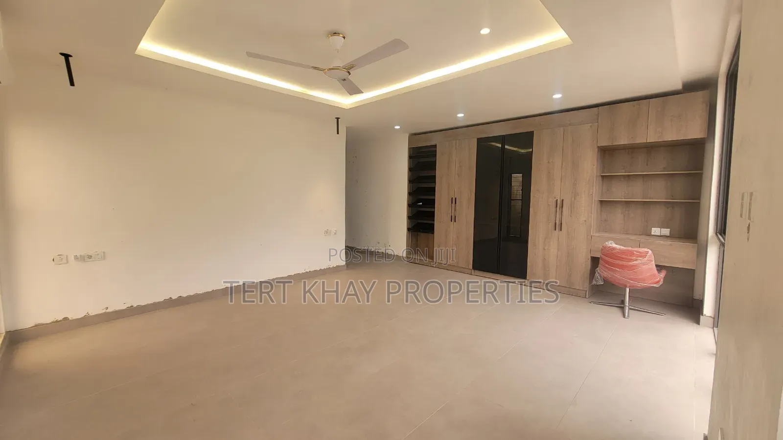 4bdrm House in Adenta for sale