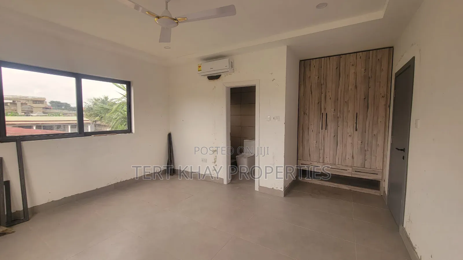 4bdrm House in Adenta for sale
