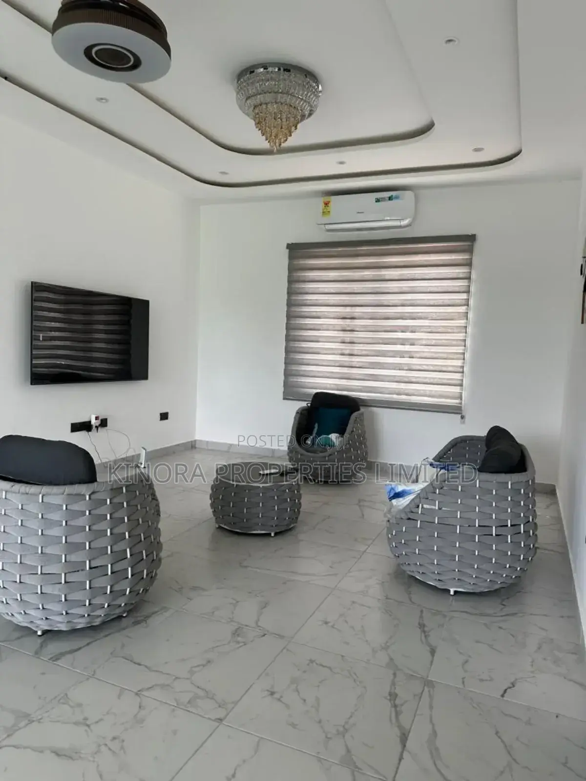 Furnished 4bdrm Duplex in Cantonment, Cantonments for sale