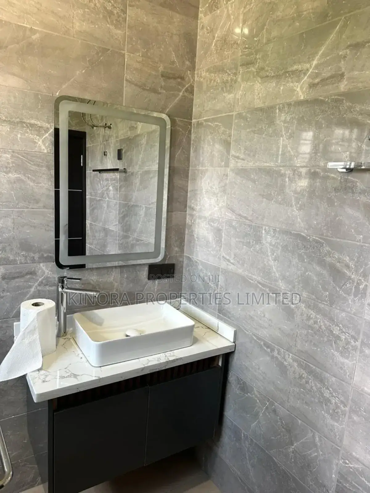 Furnished 4bdrm Duplex in Cantonment, Cantonments for sale