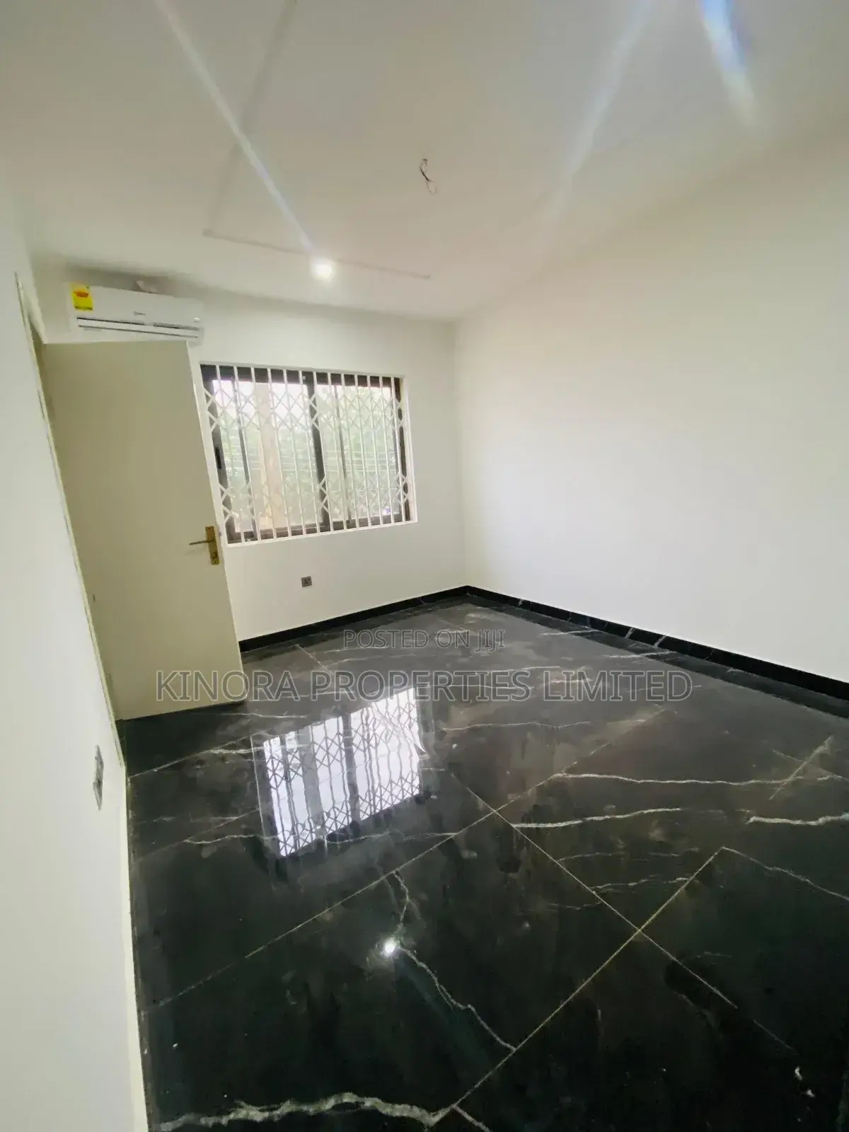 2bdrm Duplex in Oyarifa for sale