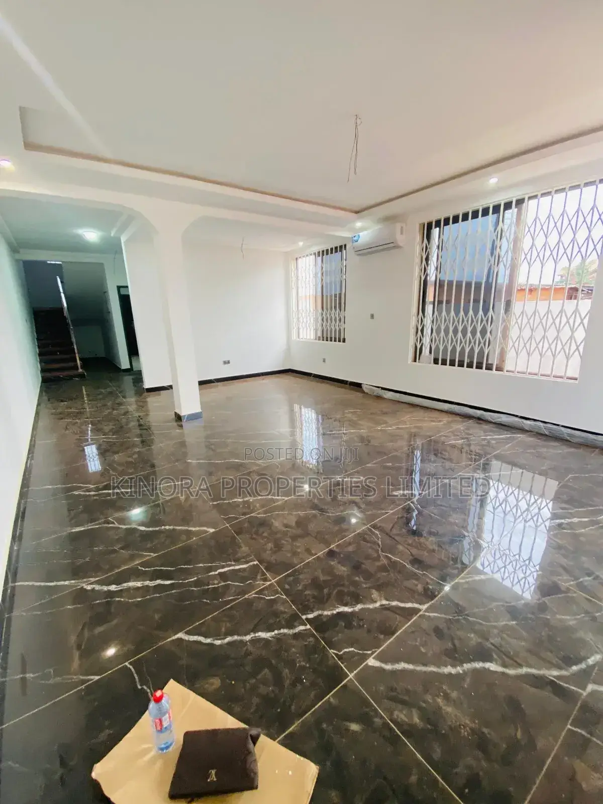 2bdrm Duplex in Oyarifa for sale