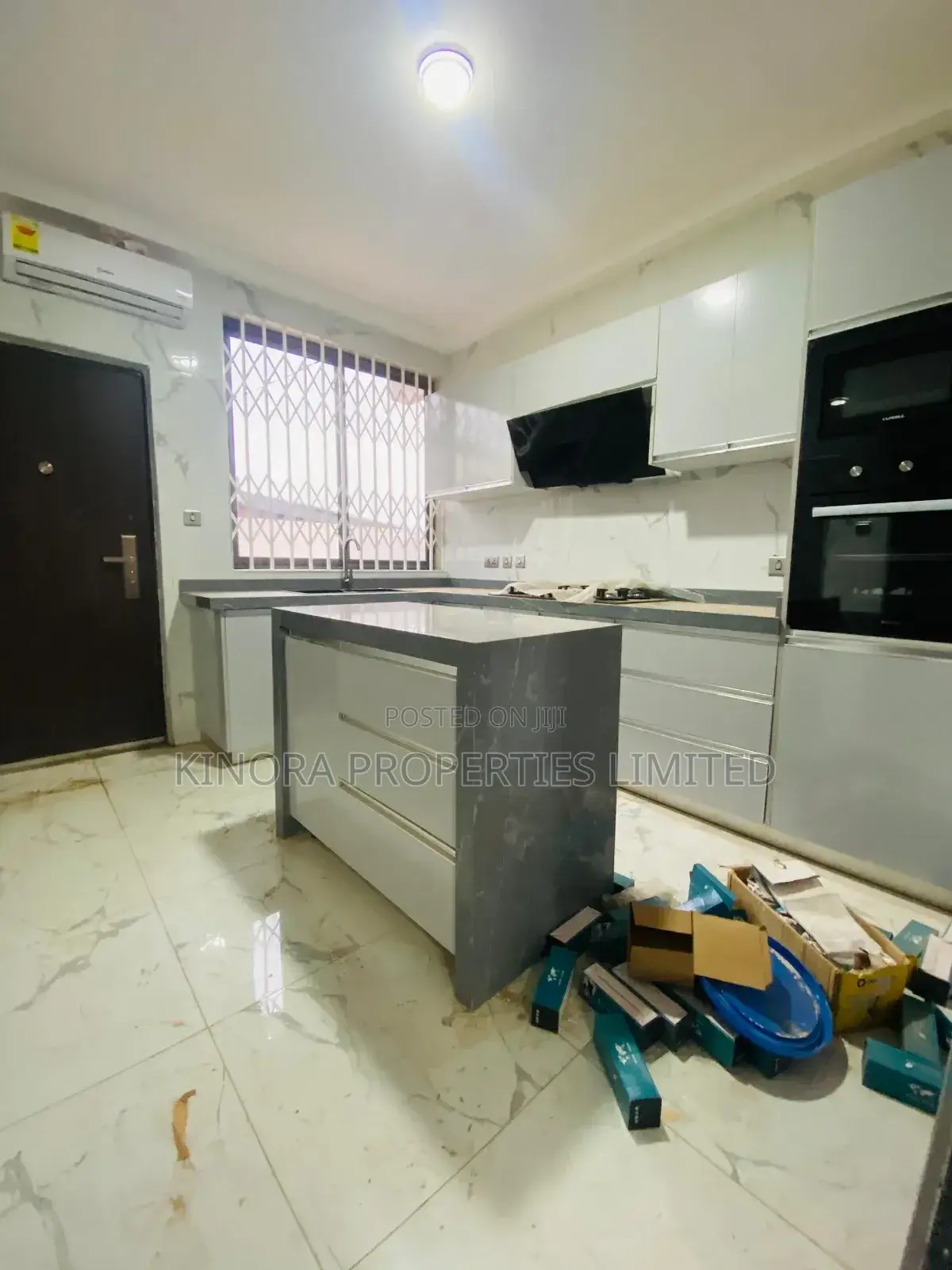 2bdrm Duplex in Oyarifa for sale