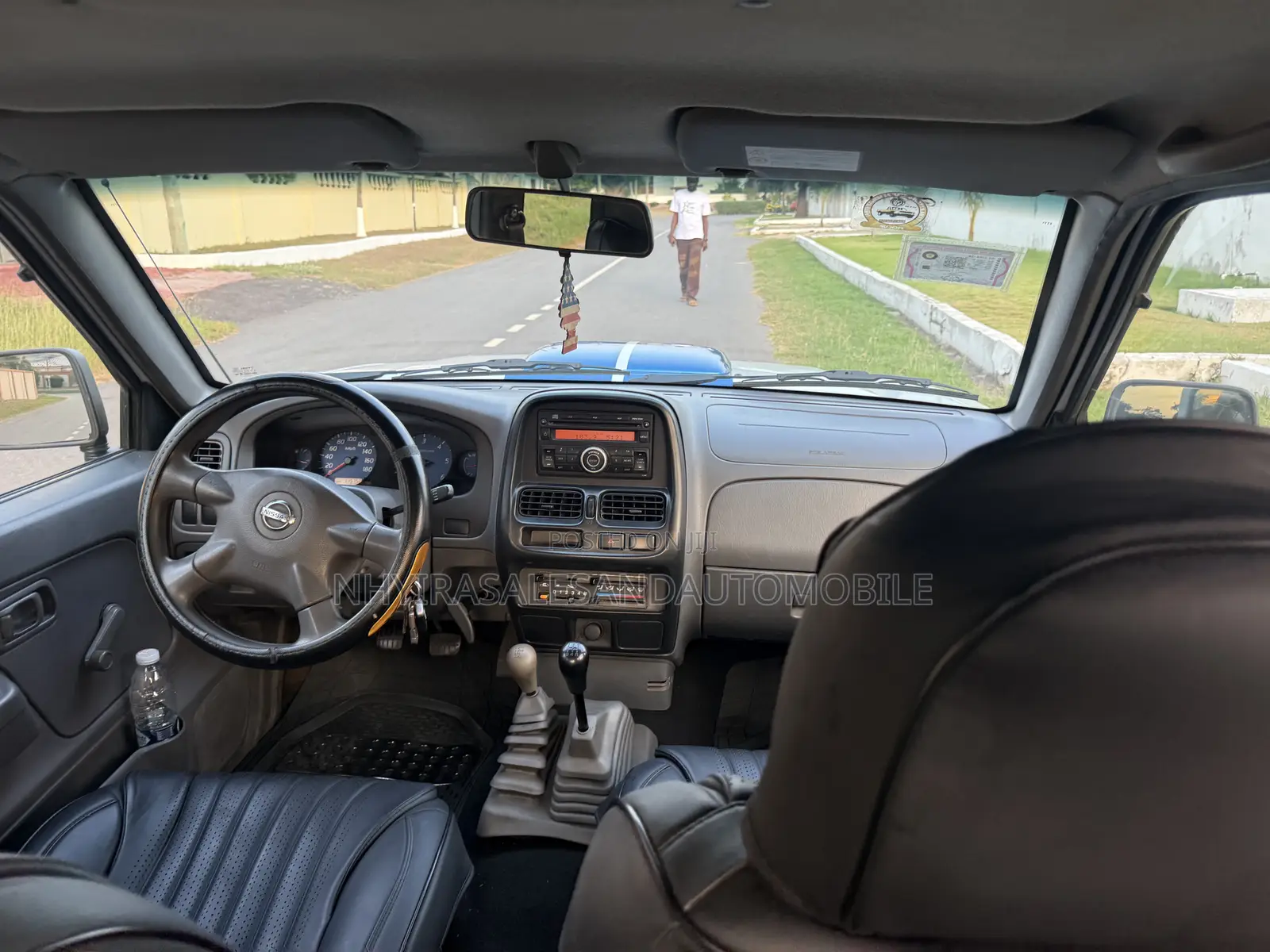 Nissan Hardbody 2019 White