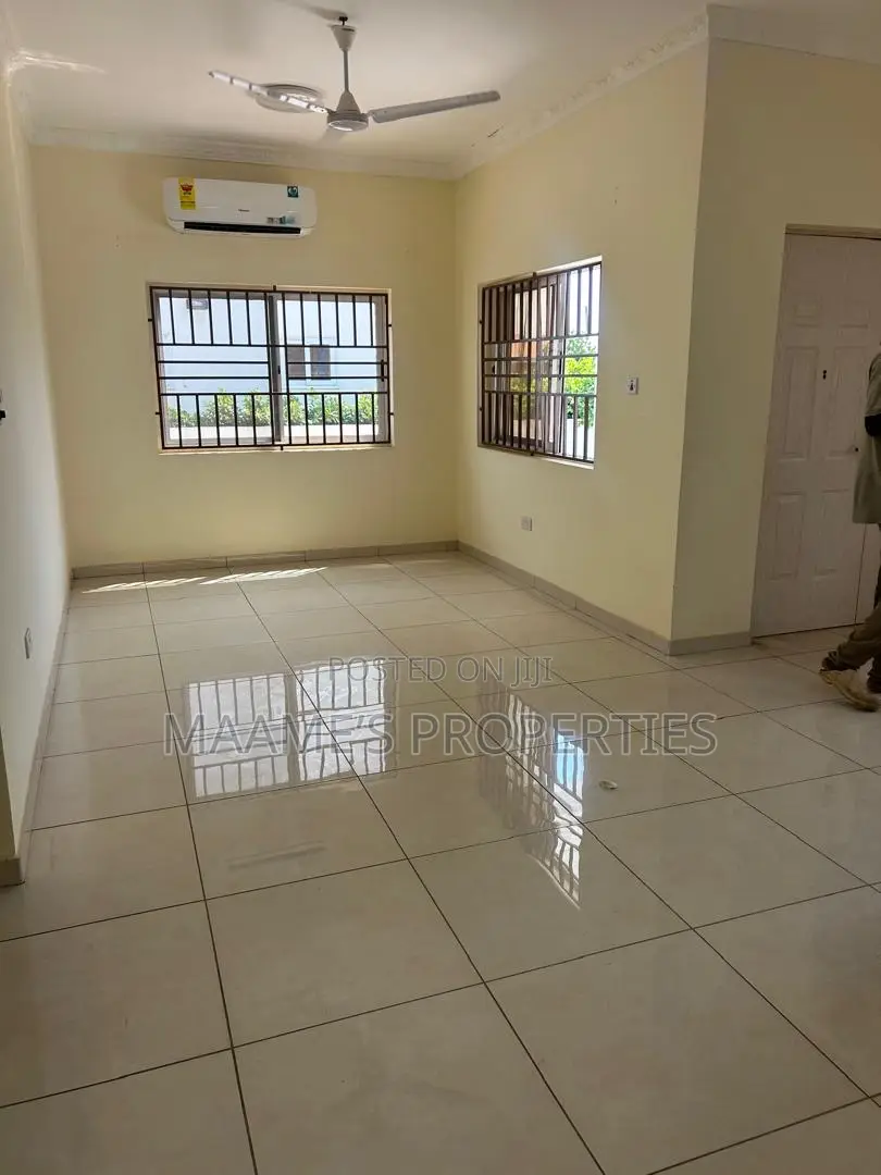 3bdrm House in Tema Metropolitan for rent