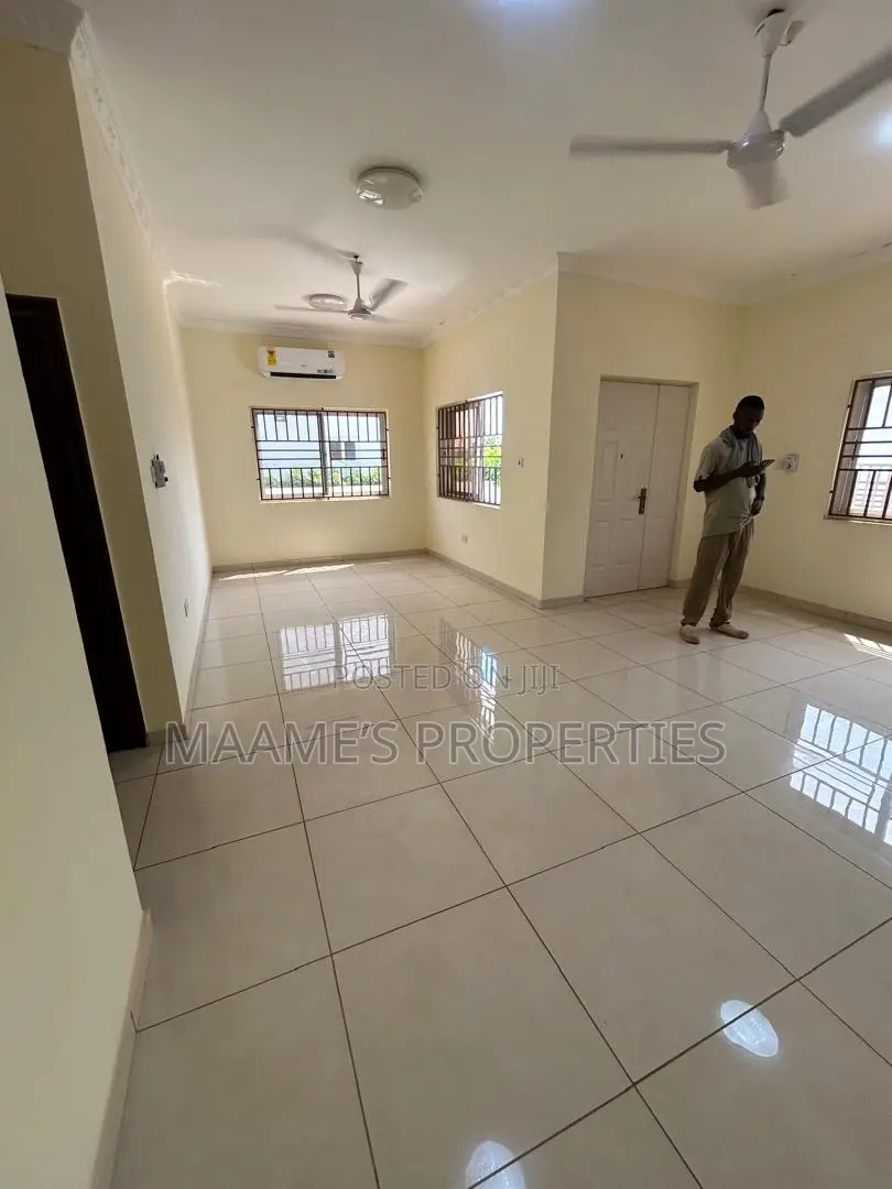 3bdrm House in Tema Metropolitan for rent
