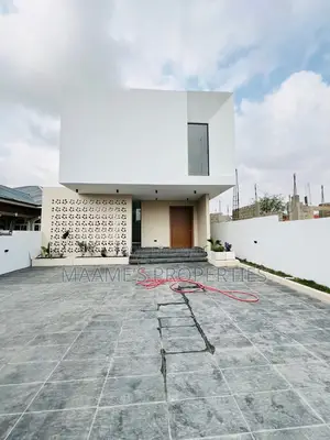 4bdrm Duplex in Ashaley Botwe for sale