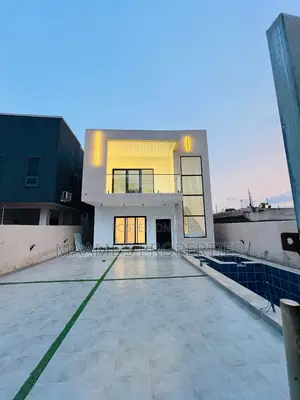 4bdrm Duplex in Kwabenya for sale