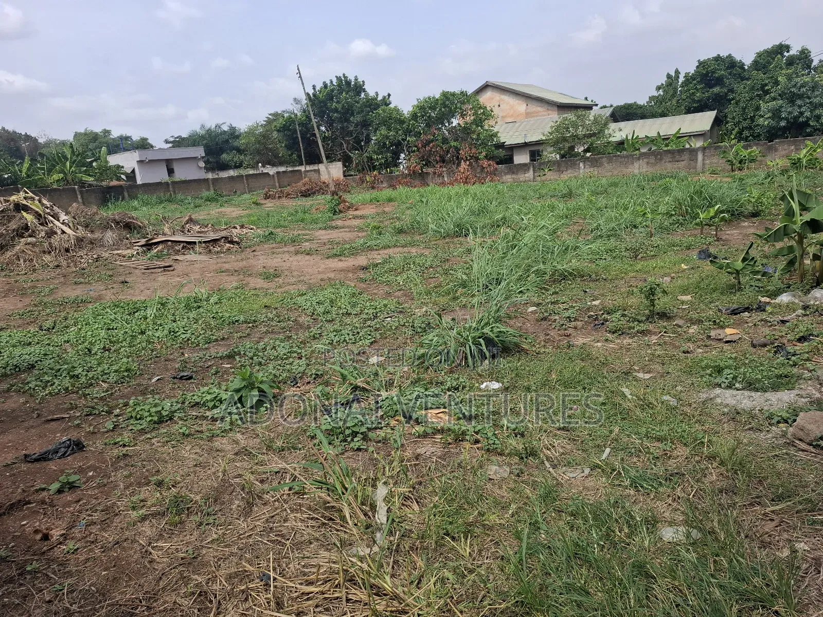 One Full Plot of Land for Sale in Ahodwo Daban