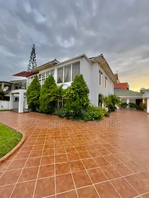 6bdrm Mansion in Cantonments for sale