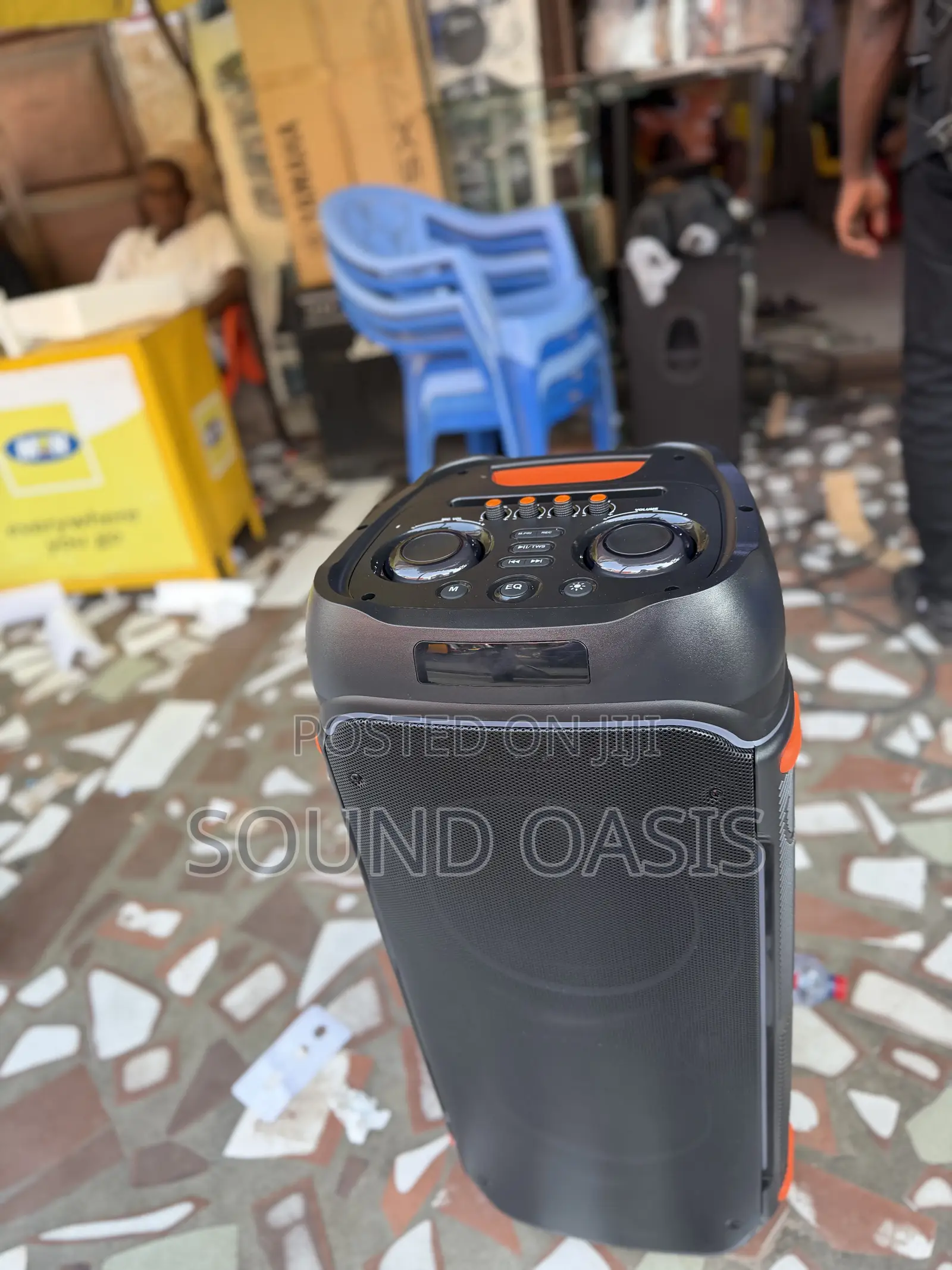 Hs105 Partybox Speaker With Two Wireless Microphones (Rechargeable)