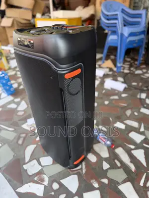 Hs105 Partybox Speaker With Two Wireless Microphones (Rechargeable)