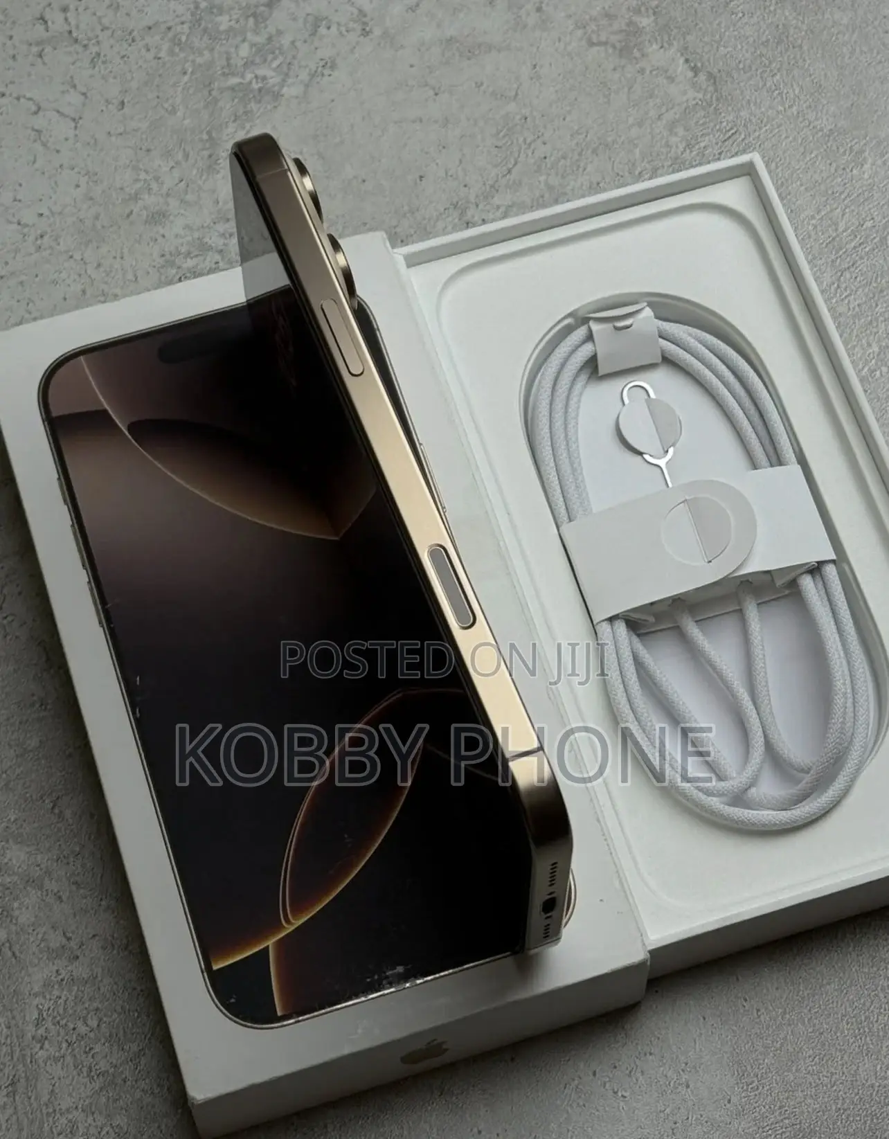 Apple iPhone 16 Pro Max 256 GB Gold