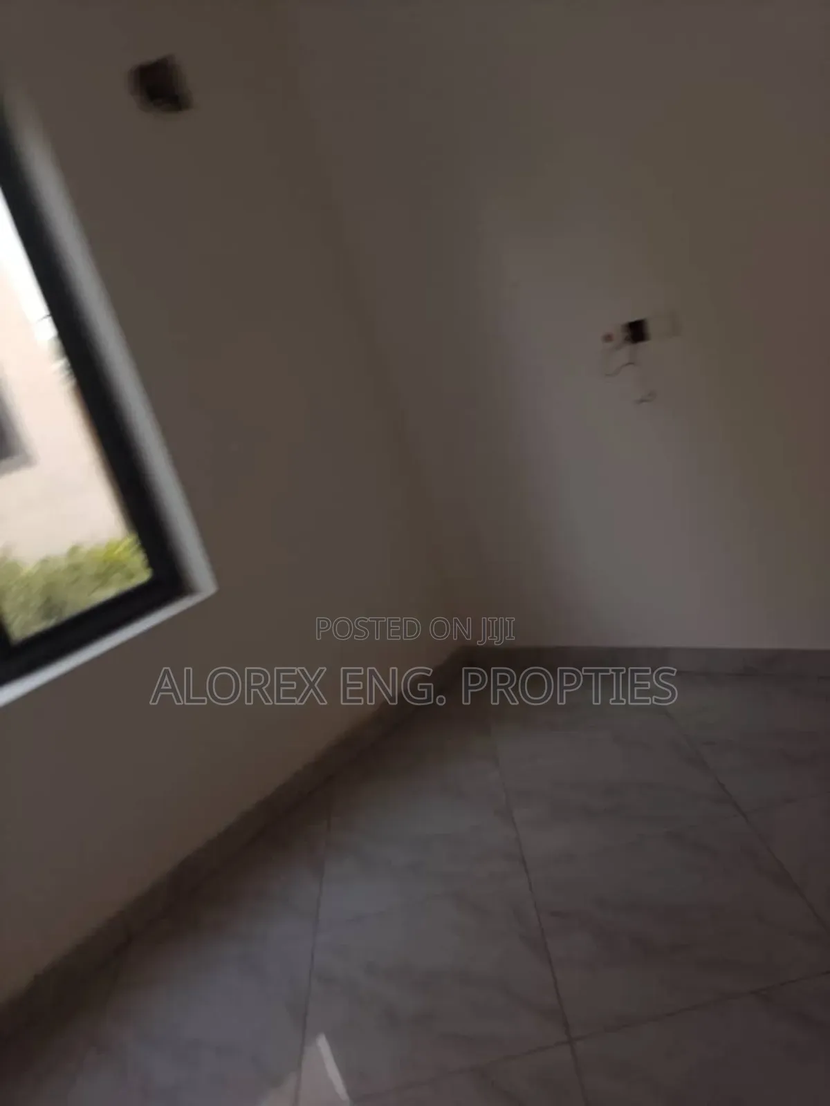 3bdrm Townhouse/Terrace in Nanakrom $130,000, Ashaley Botwe for sale