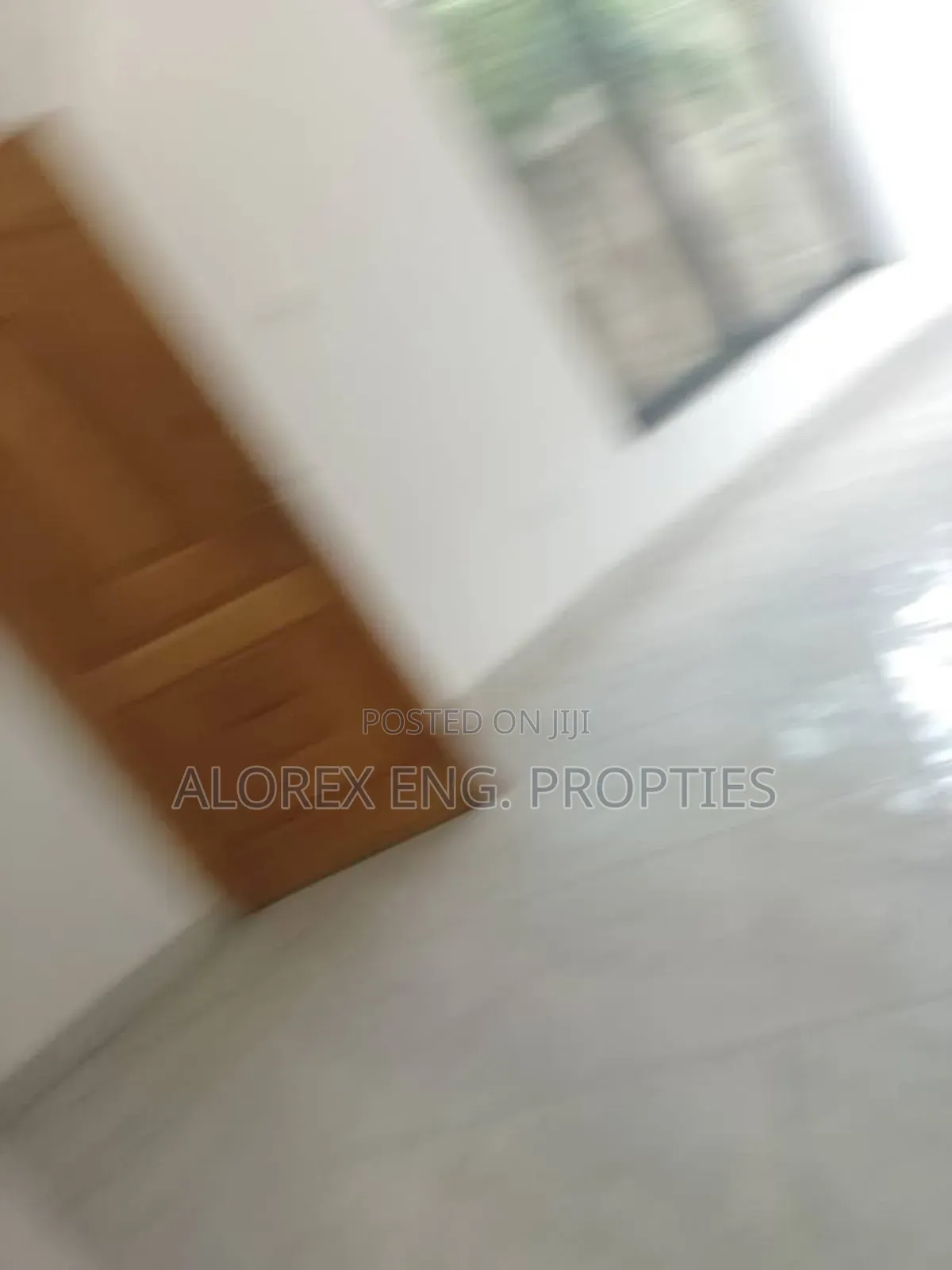 3bdrm Townhouse/Terrace in Nanakrom $130,000, Ashaley Botwe for sale
