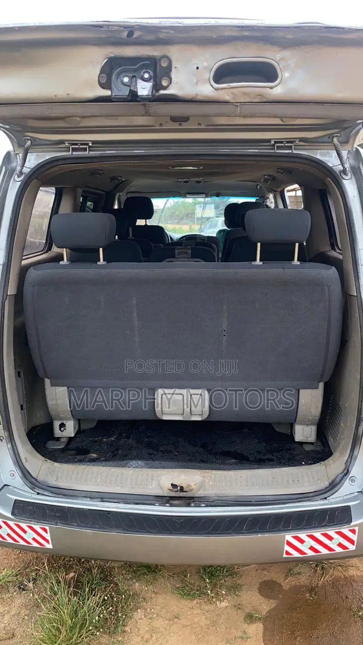 Hyundai Starex 2009 Silver