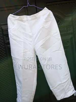 Bright White 3 Quarters Trousers
