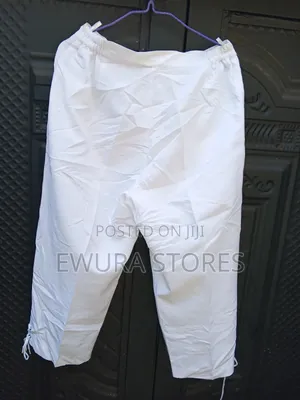 Bright White 3 Quarters Trousers