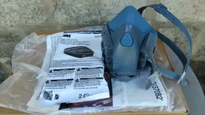 3m 7502 Half Face Mask With Cartridges.