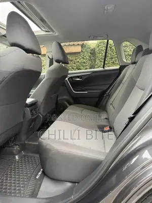 Toyota RAV4 XLE FWD 2020 Gray