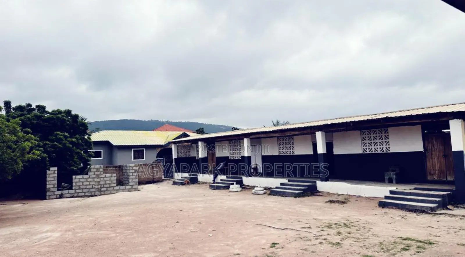 11 Classroom Block on 2 and Half Acre