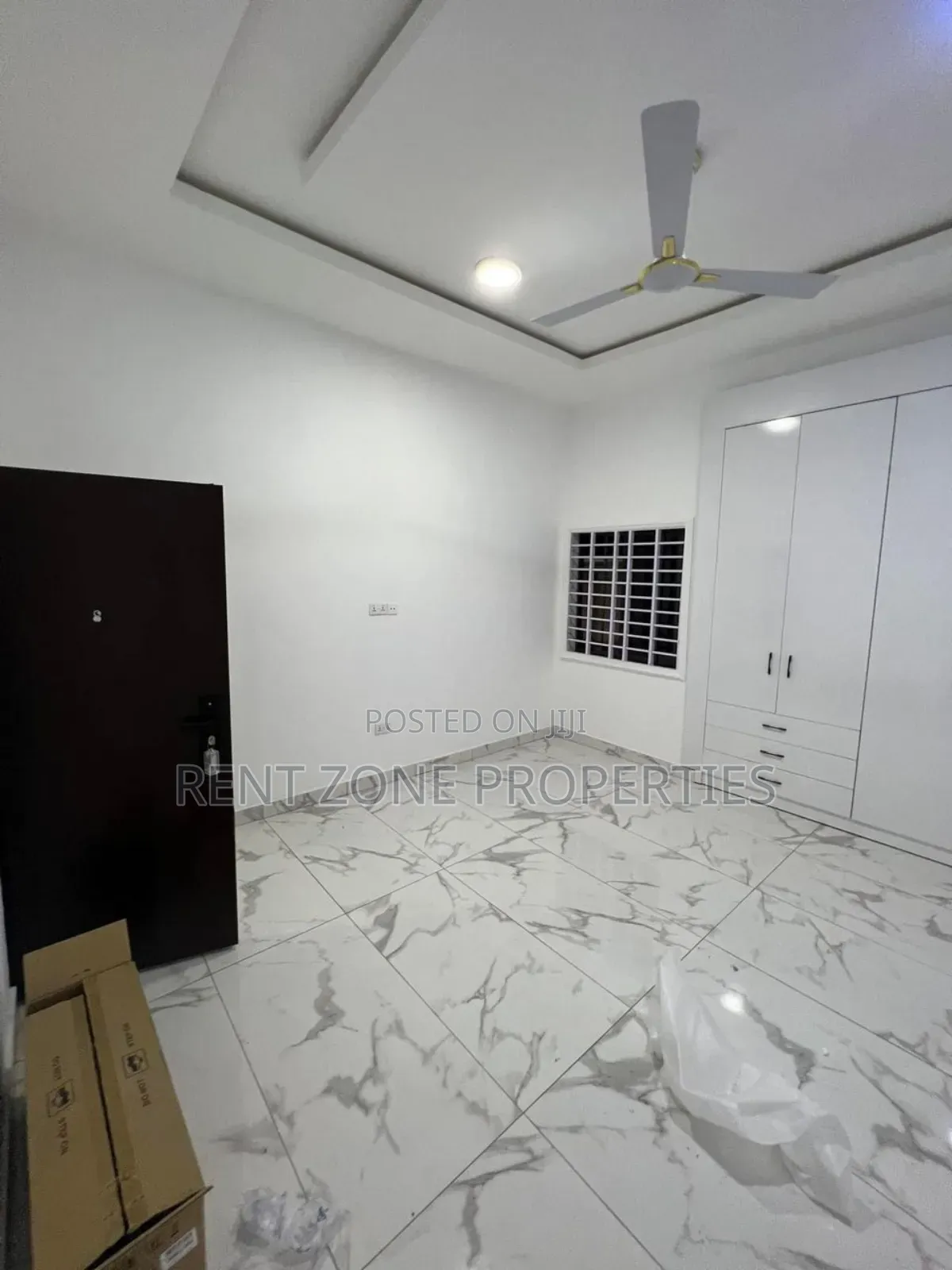 5bdrm Duplex in Mile 7 for sale