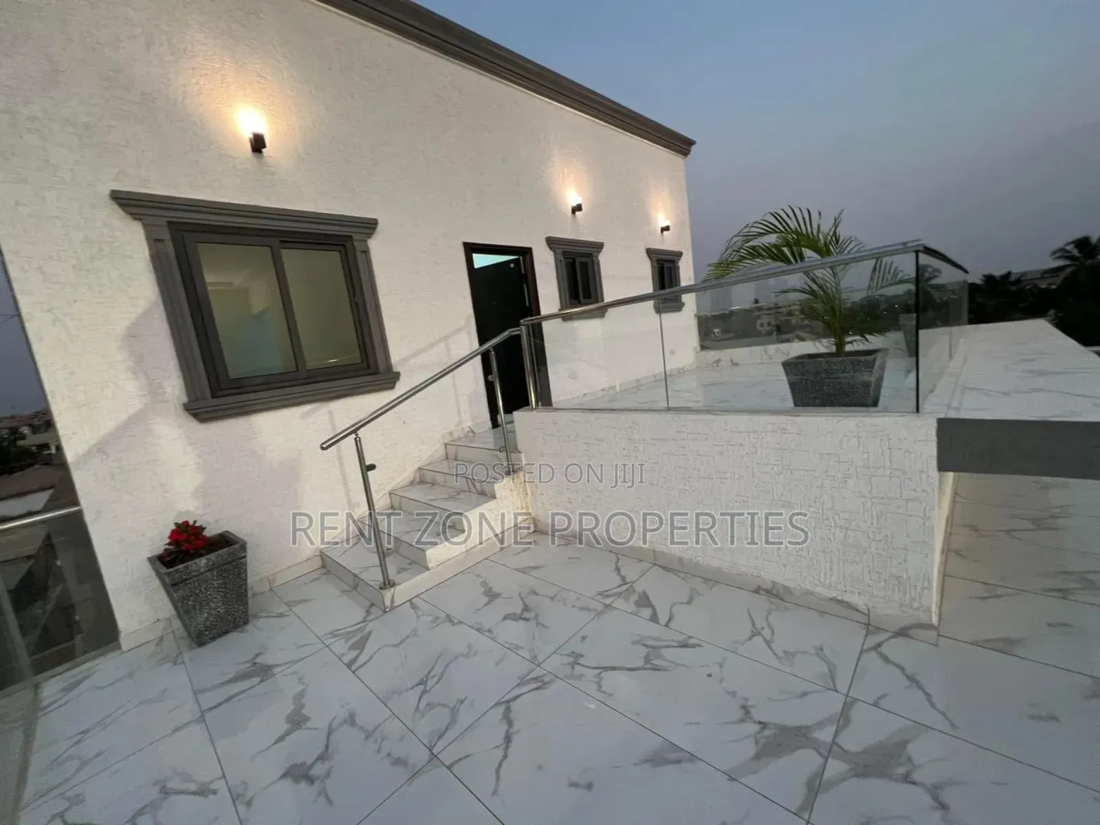 5bdrm Duplex in Mile 7 for sale