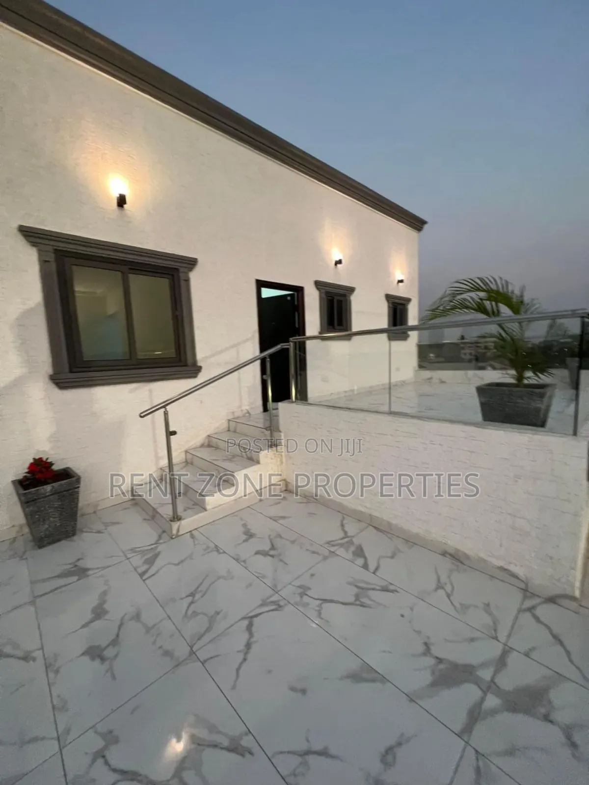 5bdrm Duplex in Mile 7 for sale