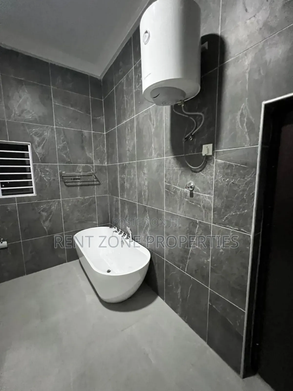 5bdrm Duplex in Mile 7 for sale