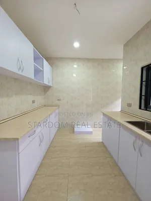3bdrm Bungalow in Amrahia, Adenta for sale