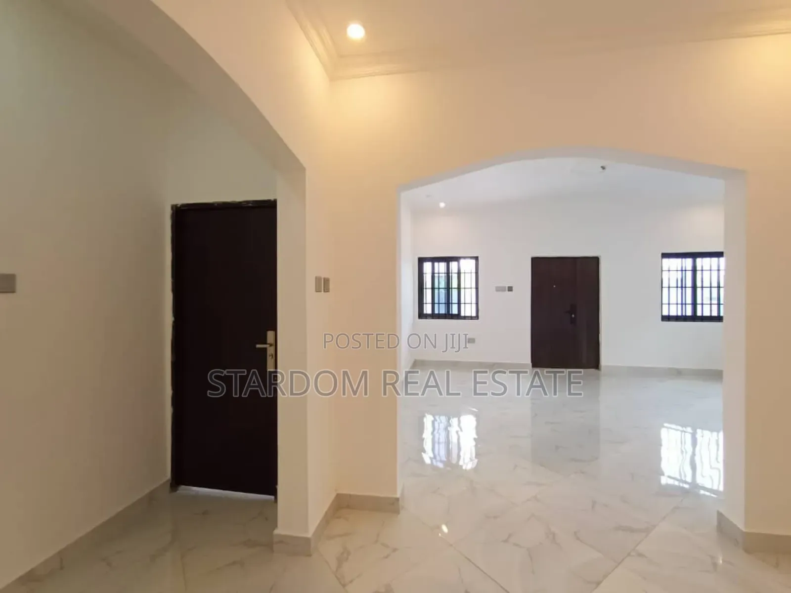 3bdrm Bungalow in Amrahia, Adenta for sale
