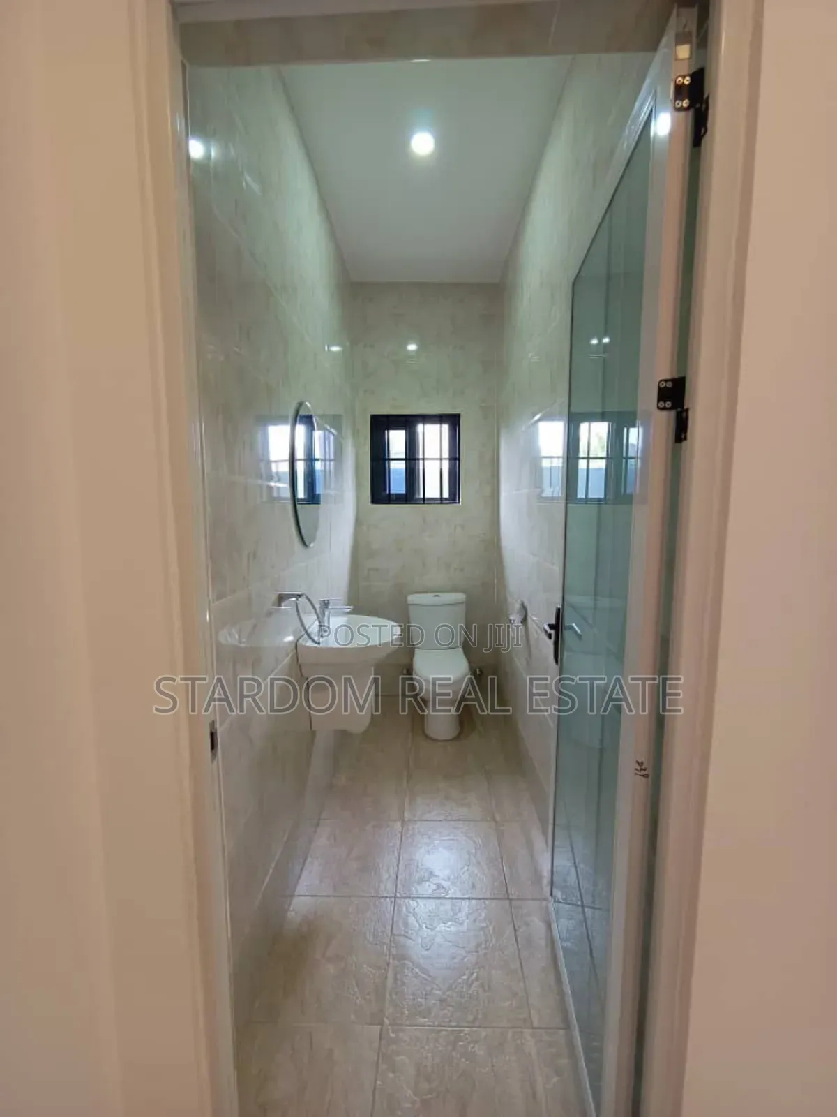 3bdrm Bungalow in Amrahia, Adenta for sale
