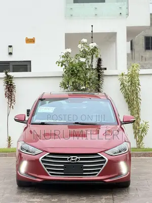 Hyundai Elantra Limited Sedan FWD (2.0L 4cyl 6A) 2017 Red